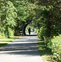 round tunnel to pass through on bikes